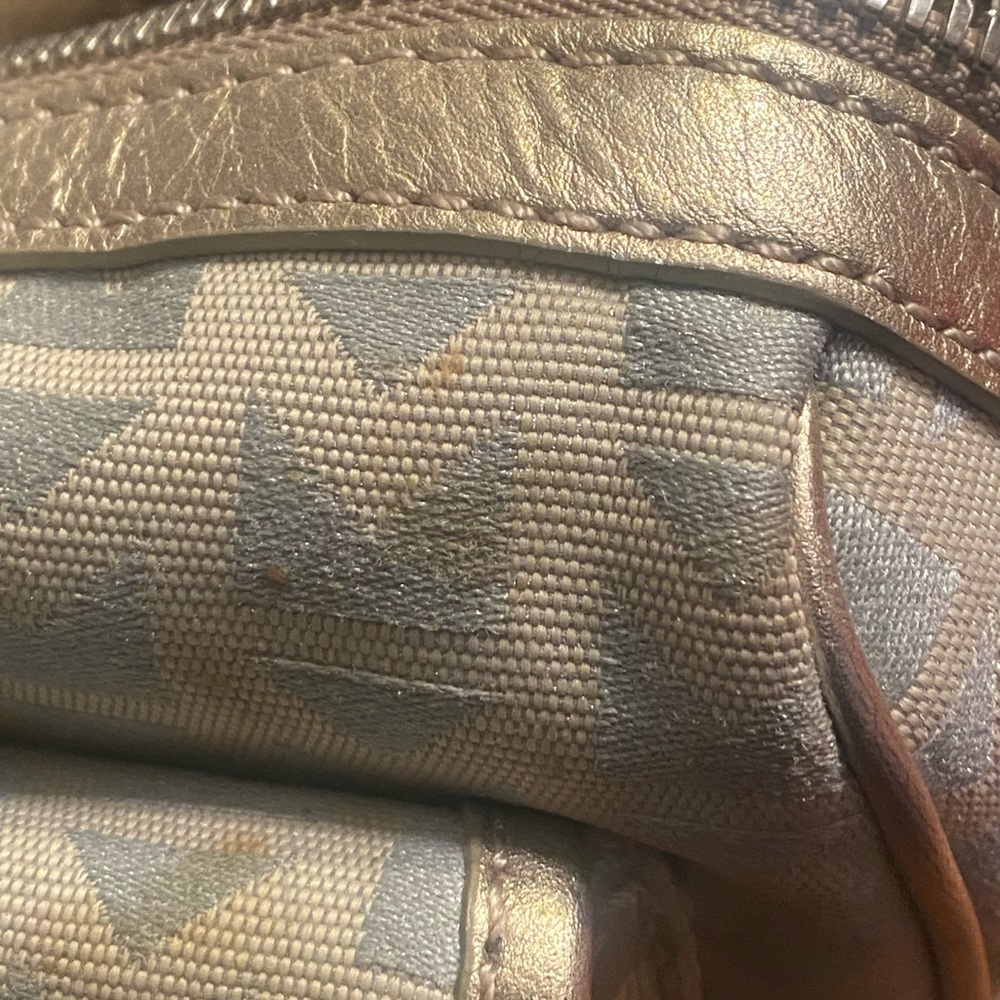 Vintage Gold Michael Kors purse - Picture 5 of 13